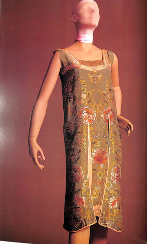 "Inventive Clothes: 1909-1939" 1975 MORISHITA, Hiromu