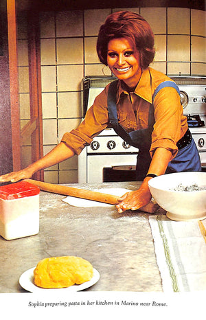 "In The Kitchen With Love" 1972 LOREN, Sophia