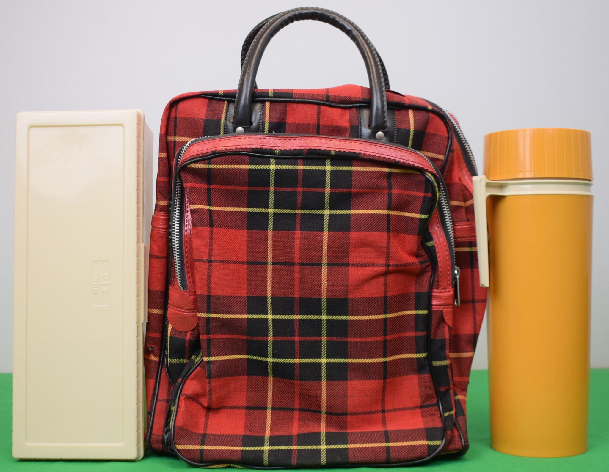 "Red Scotch Plaid Canvas Picnic Tote Carrier" (NWOT)