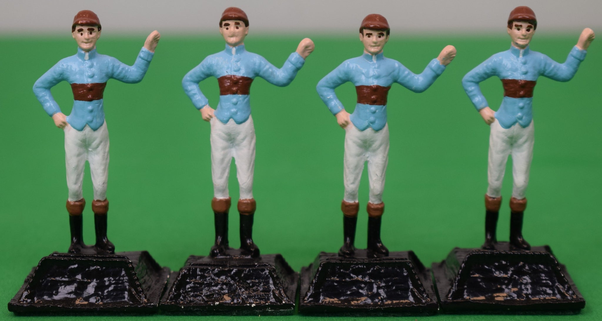 Set x 4 Marylou Whitney Stables x The "21" Club Hand Painted Dinner Placecard Holders