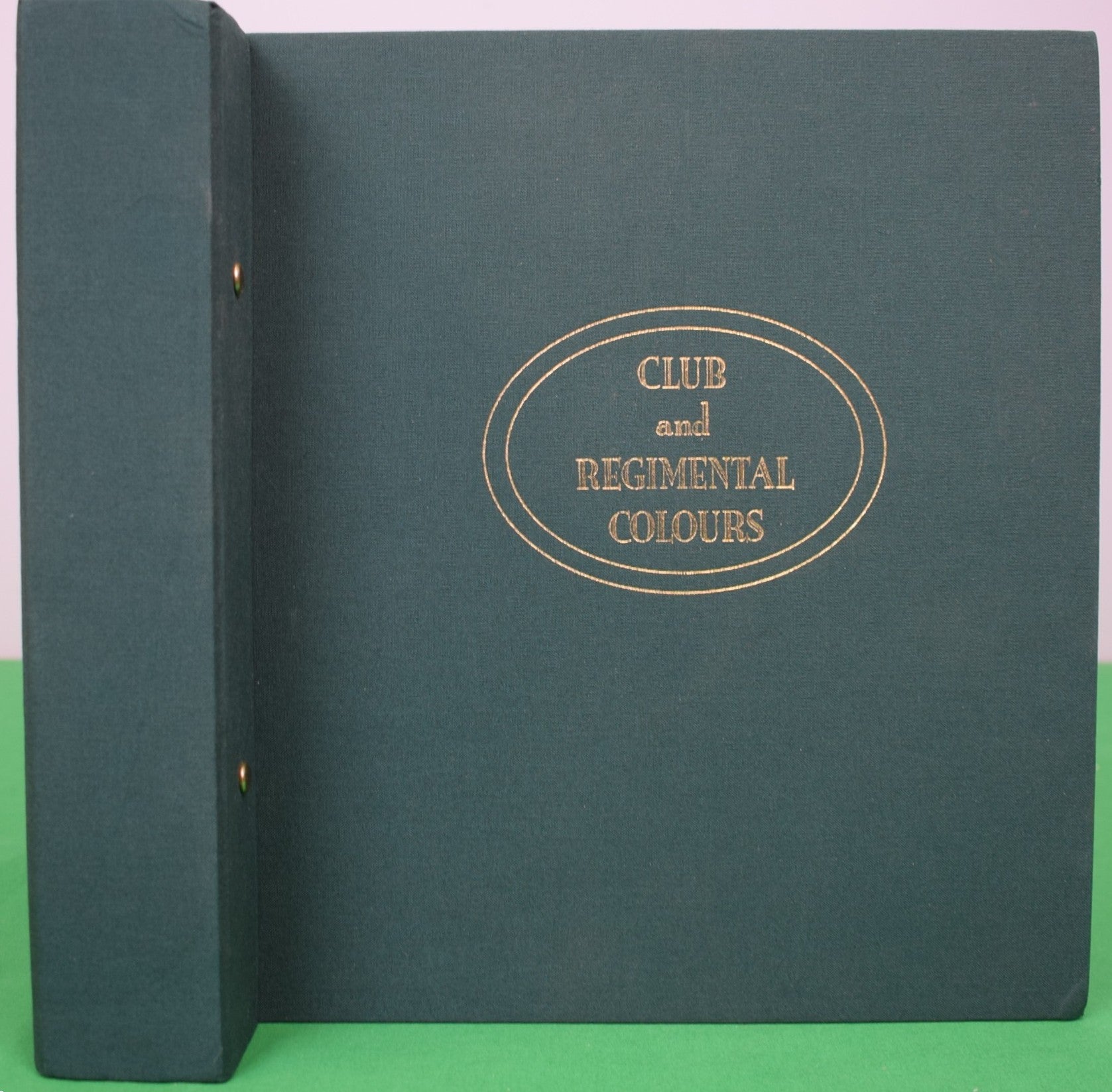 "Club And Regimental Colours. Pattern Book w/ 1000 Swatches & 48 Additional Swatches Of Historic Club" 1995 GISSOP, Peter