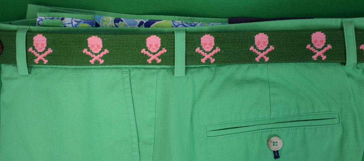 Smathers & Branson Hand Needlepoint Green Belt w/ Pink Jolly Roger Skull & Bones Motif Sz 36