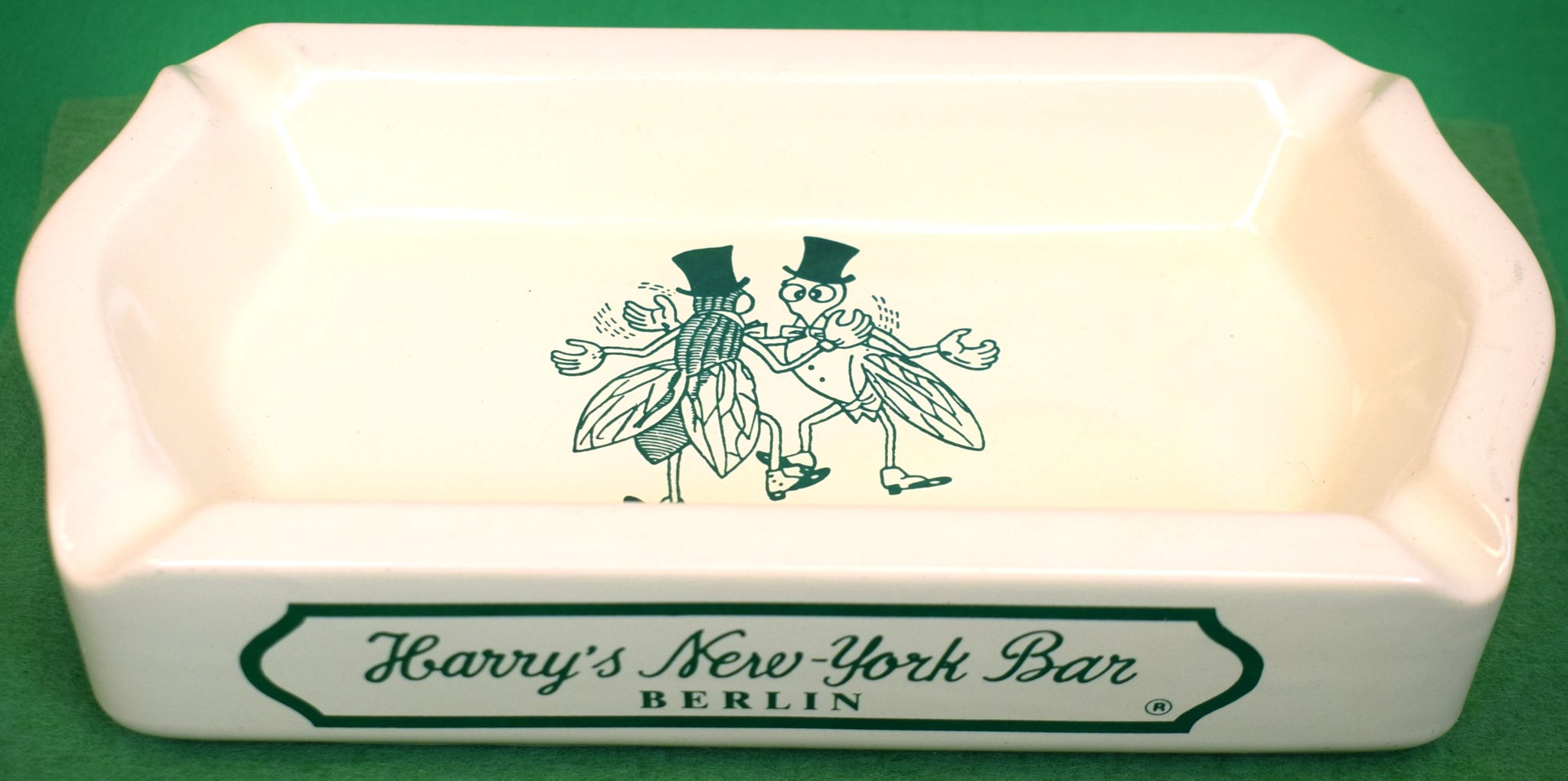"Harry's New York Bar Paris Ceramic Ashtray"