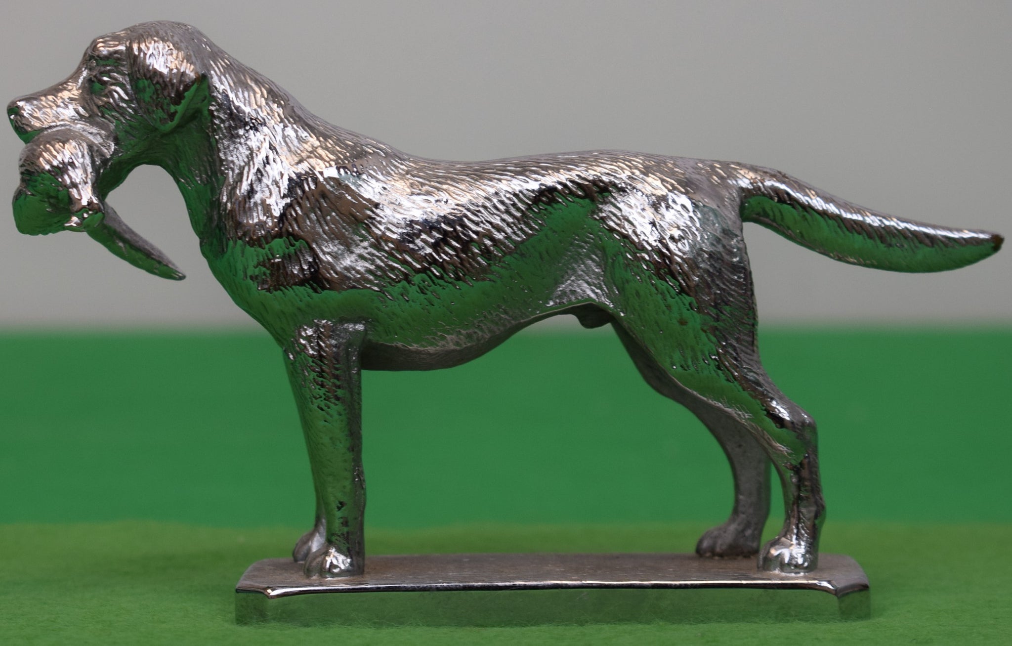 Lejeune Chrome Labrador, Large w/ Pheasant Car Mascot