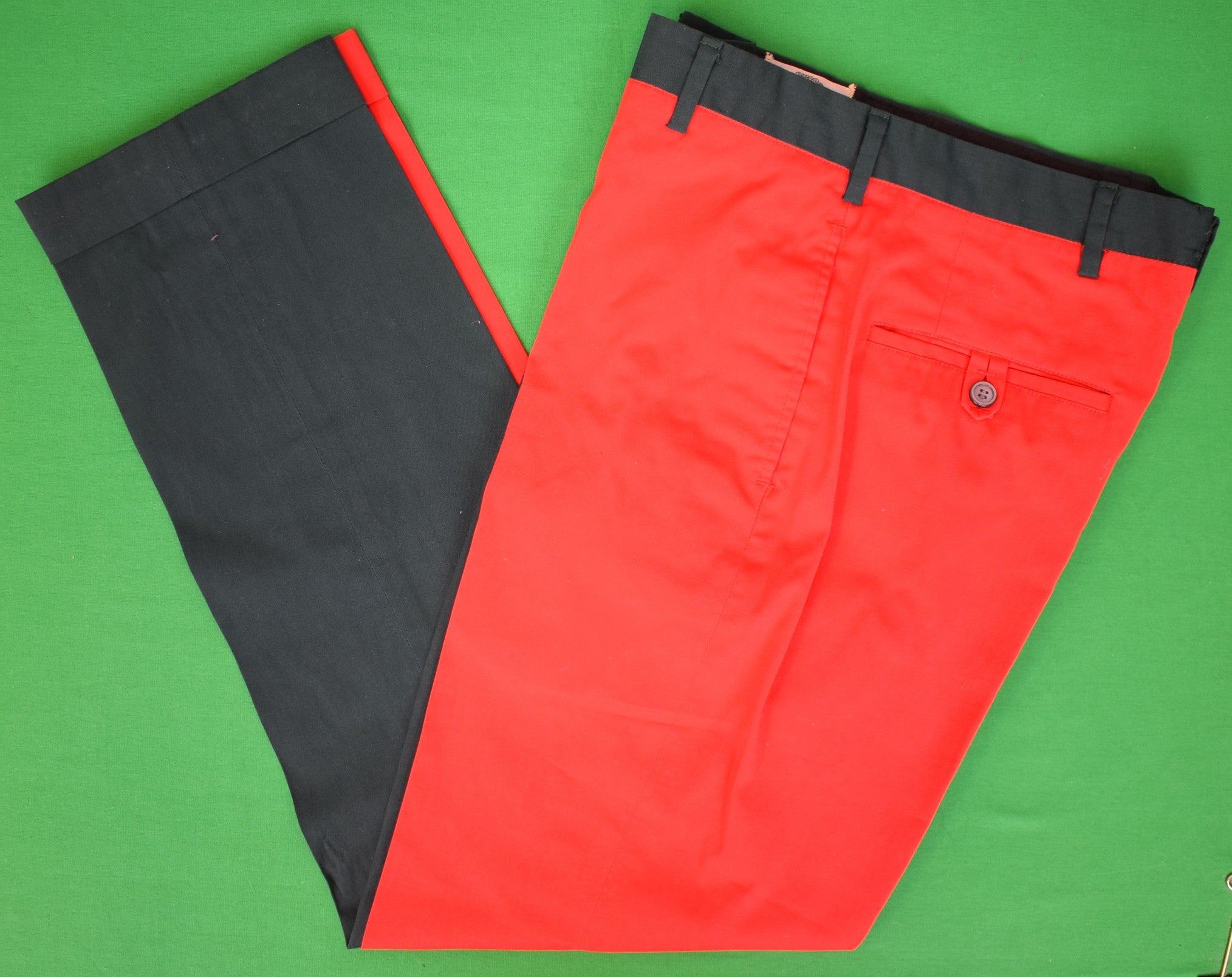 "Chipp Poplin Red/ Green Holiday Panel Trousers" Sz: 30