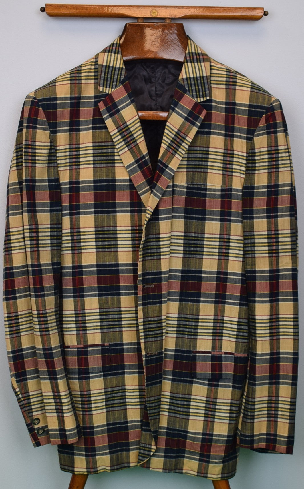 "Trimingham's Bermuda Tan/ Navy/ Yellow/ Burg Madras Plaid Sport Coat" Sz 42R