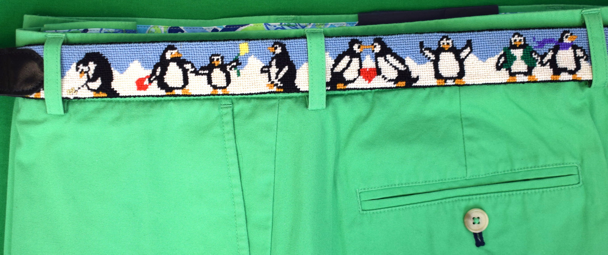 Hand-Needlepoint Belt w/ Penguin Motif Sz 38