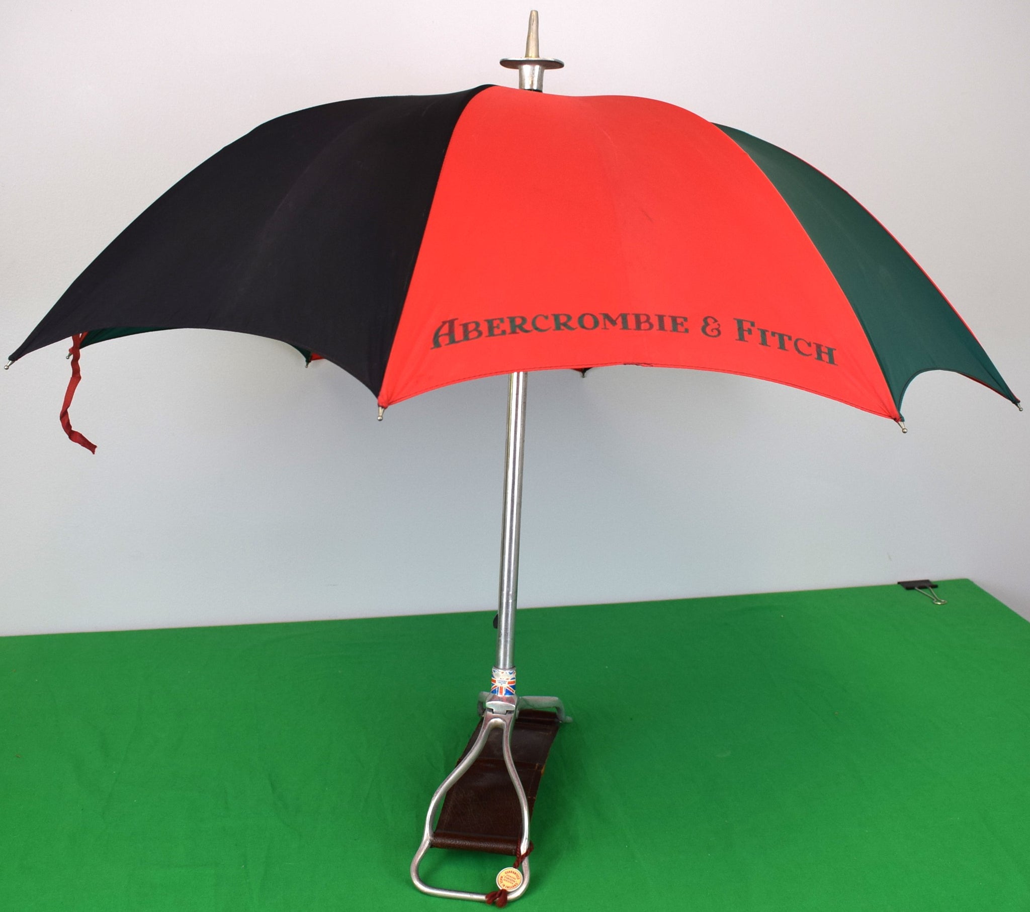 Cagoule portefeuille cuir marron pliable - Foussier Cagoule portefeuille cuir marron pliable - Foussier