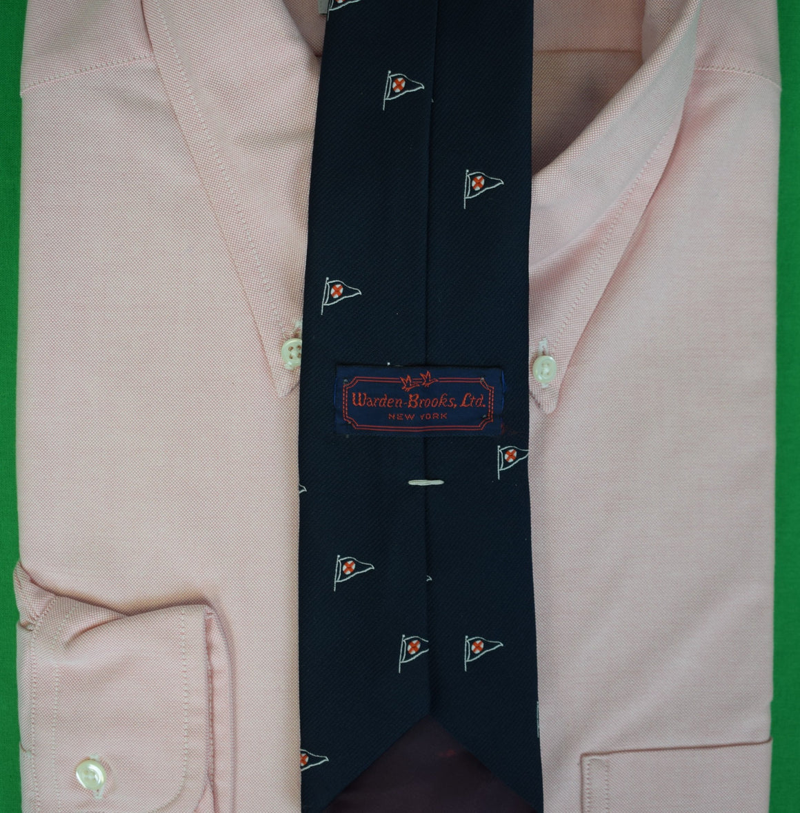 "Shelter Island Yacht Club Navy Burgee Flag Members' SIYC Tie"