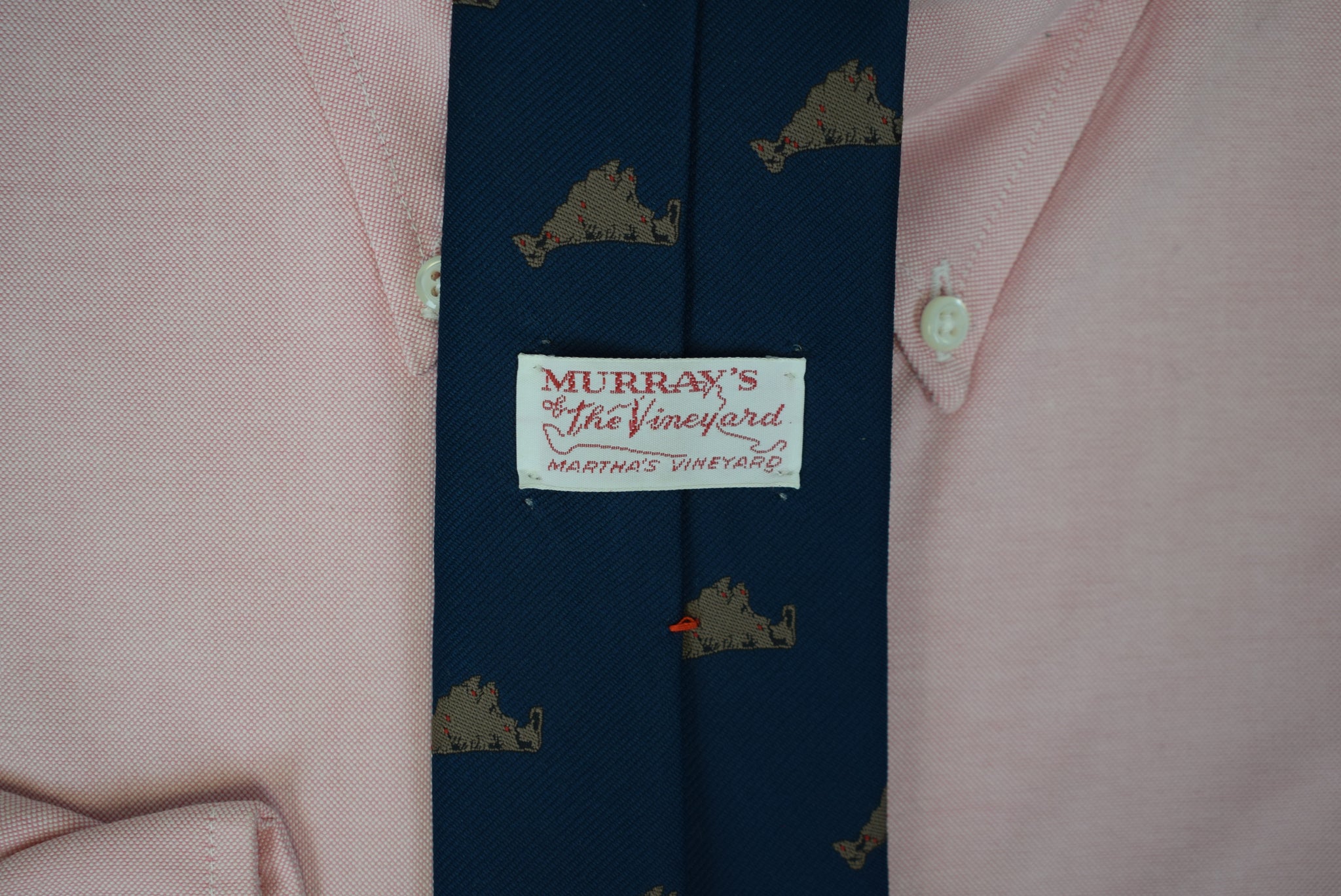 Murray's Martha's Vineyard Khaki Map w/ Navy Poly Club Tie (NWOT)