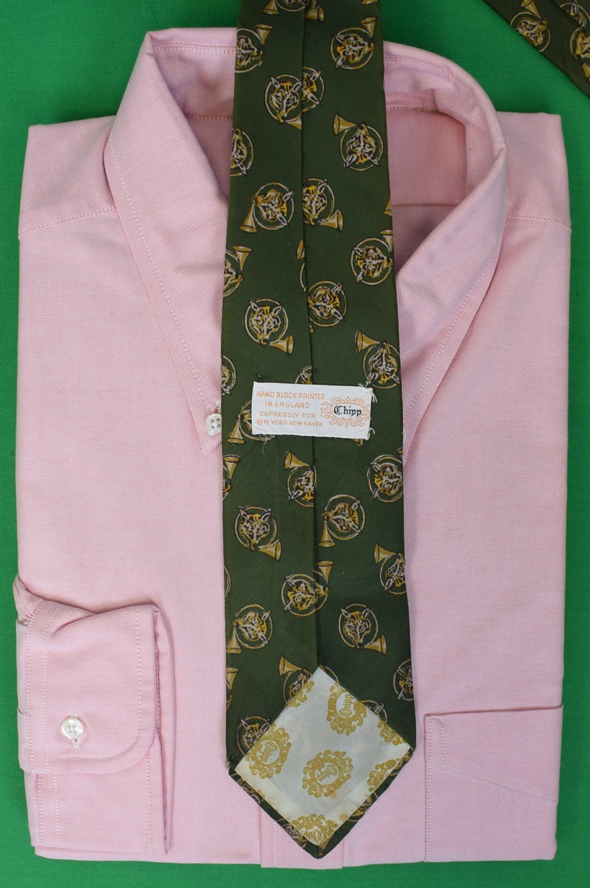 Chipp English Olive Silk w/ Fox Mask & Hunting Horn Print Club Tie