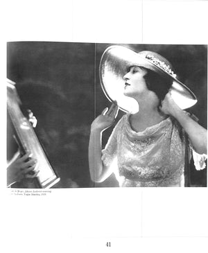 "Italian Fashion: The Origins Of High Fashion And Knitwear" 1985 SWERLING, Gail