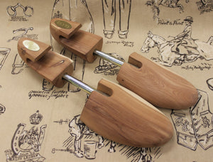 "Gucci of Italy Cedar Shoe Trees" Sz: L (SOLD)