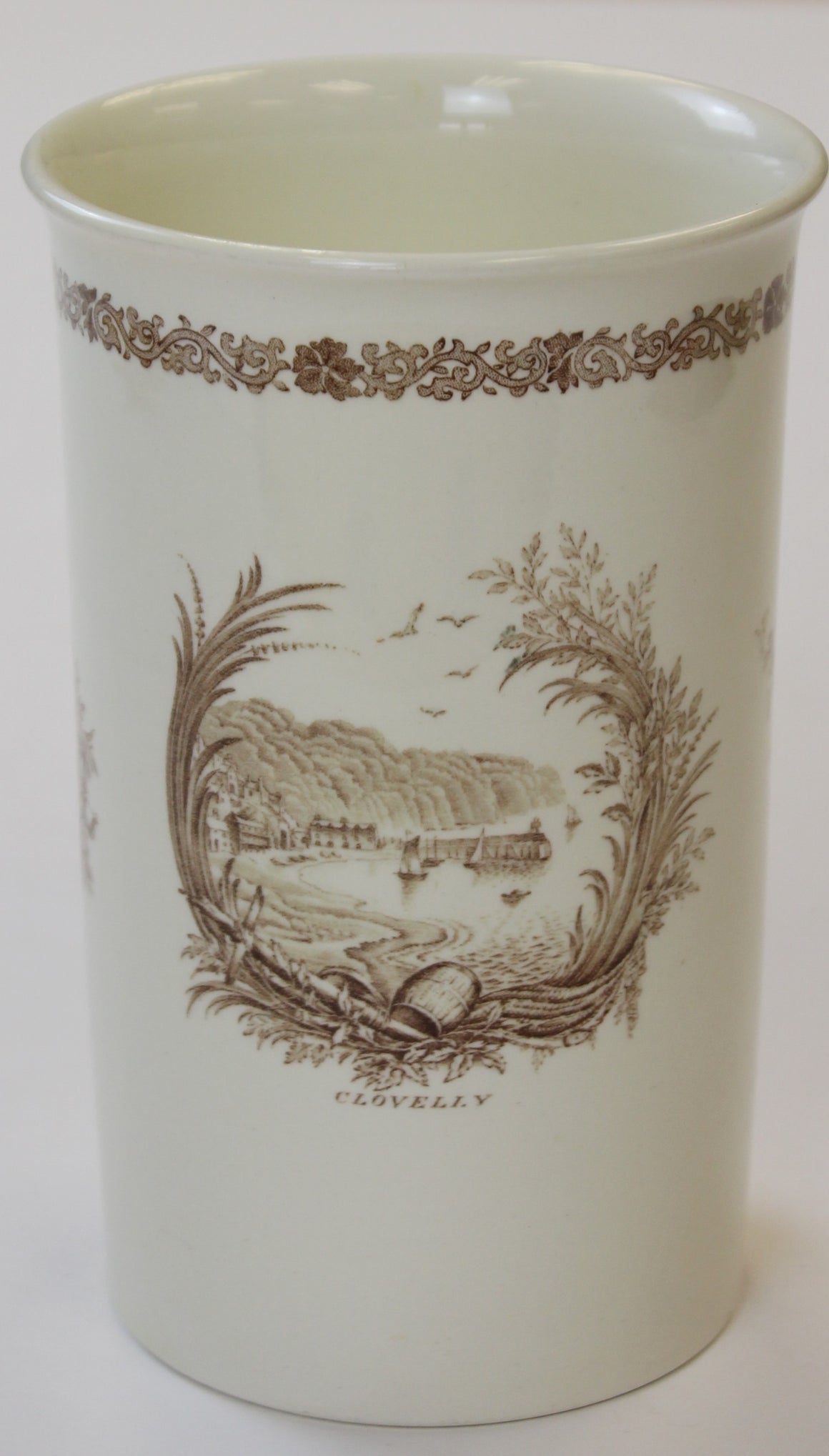 Rex Whistler Clovelly Wedgwood China Vase