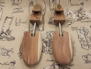 "Gucci of Italy Cedar Shoe Trees" Sz: L (SOLD)