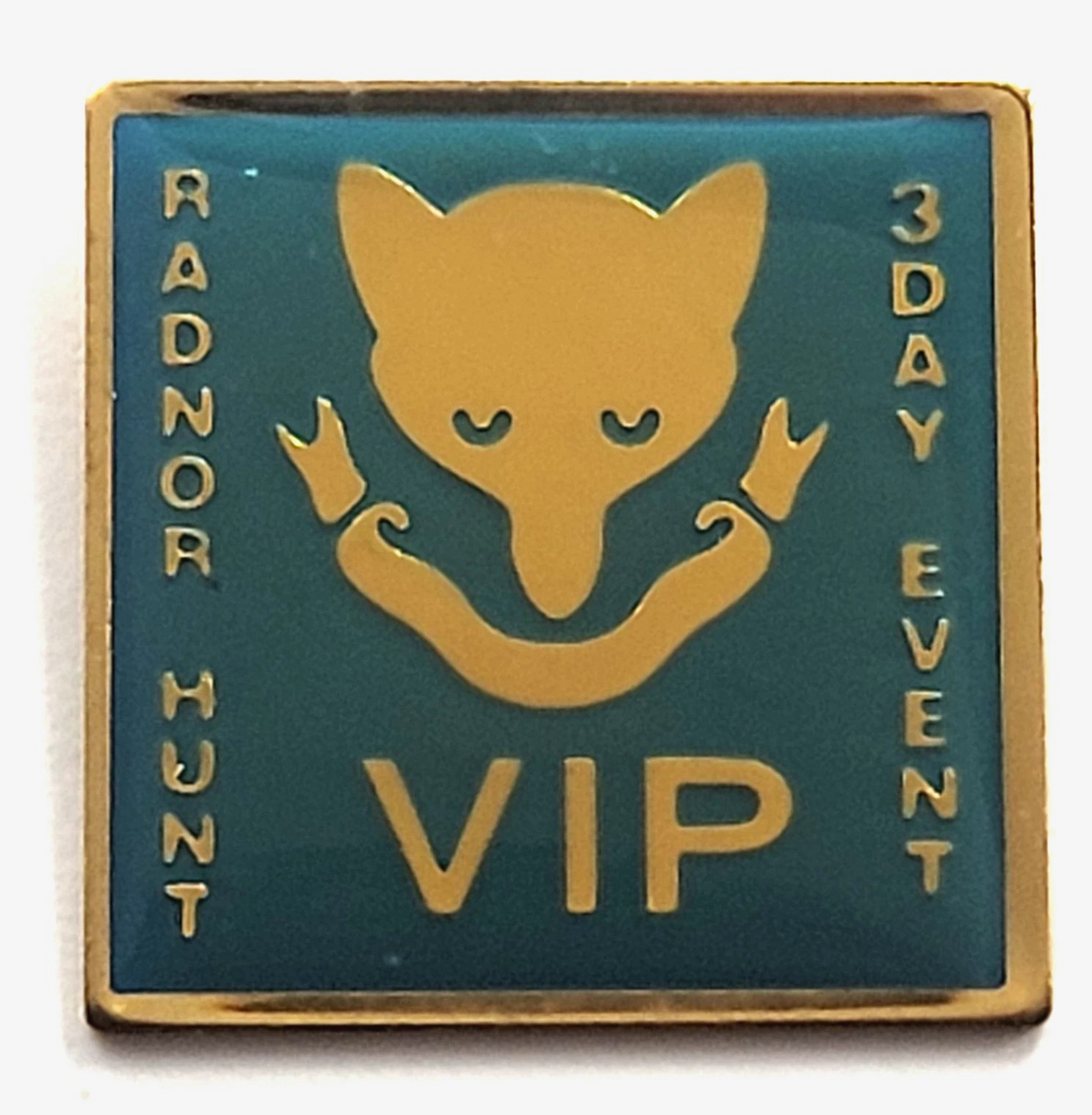 Radnor Hunt 3 Day Event VIP Fox Mask Green/ Gold Enamel Lapel Pin