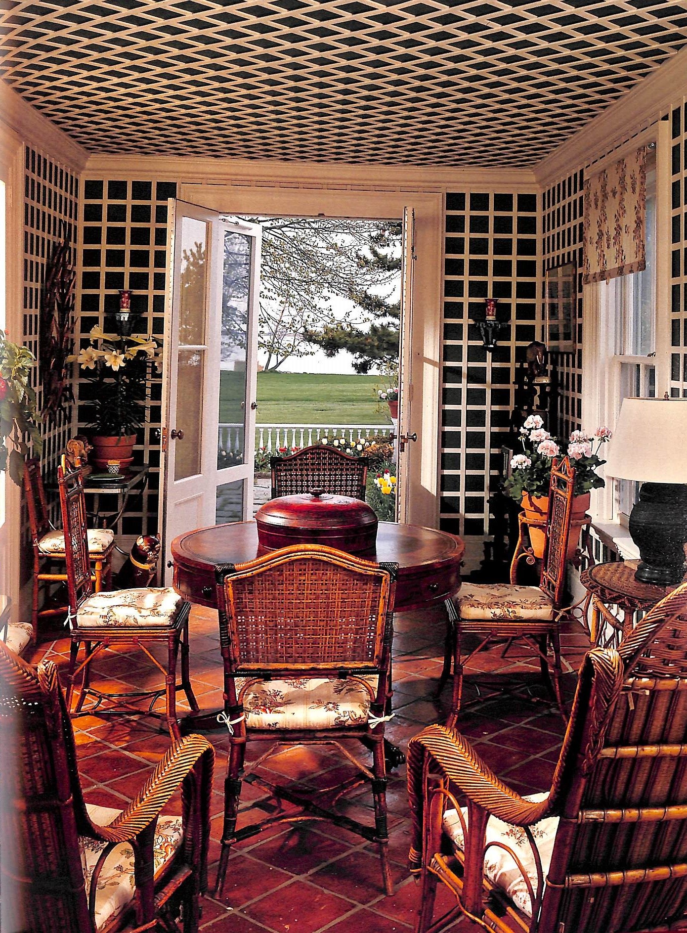 "Mark Hampton An American Decorator" 2009 HAMPTON, Duane (SOLD)