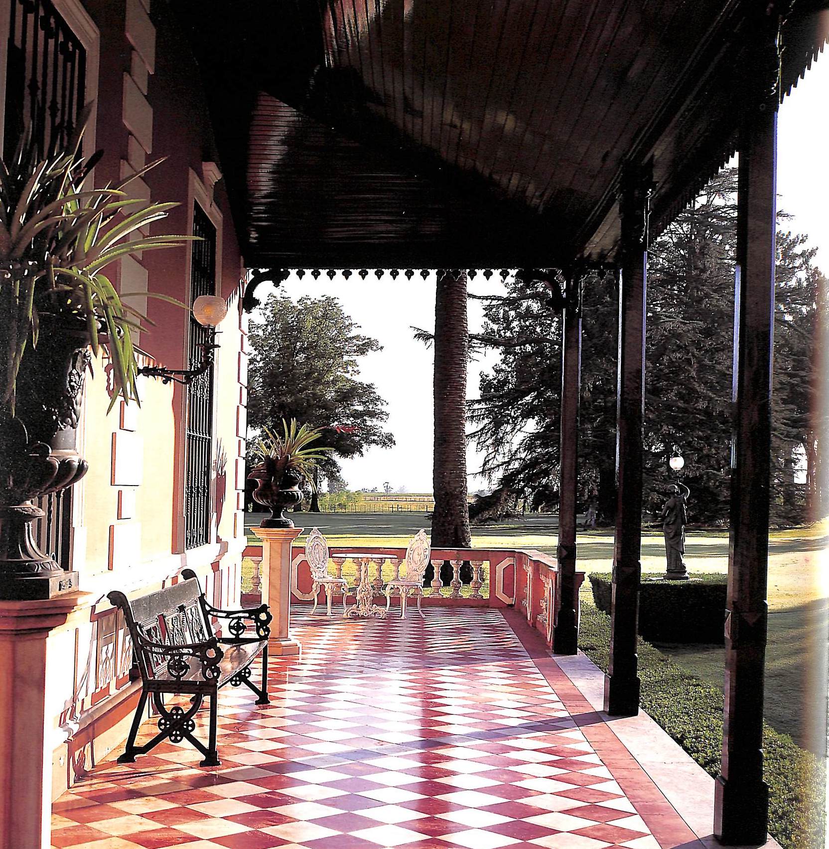 "Argentina: The Great Estancias" 1995 ELIA, Tomas de and QUEIROZ, Juan Pablo