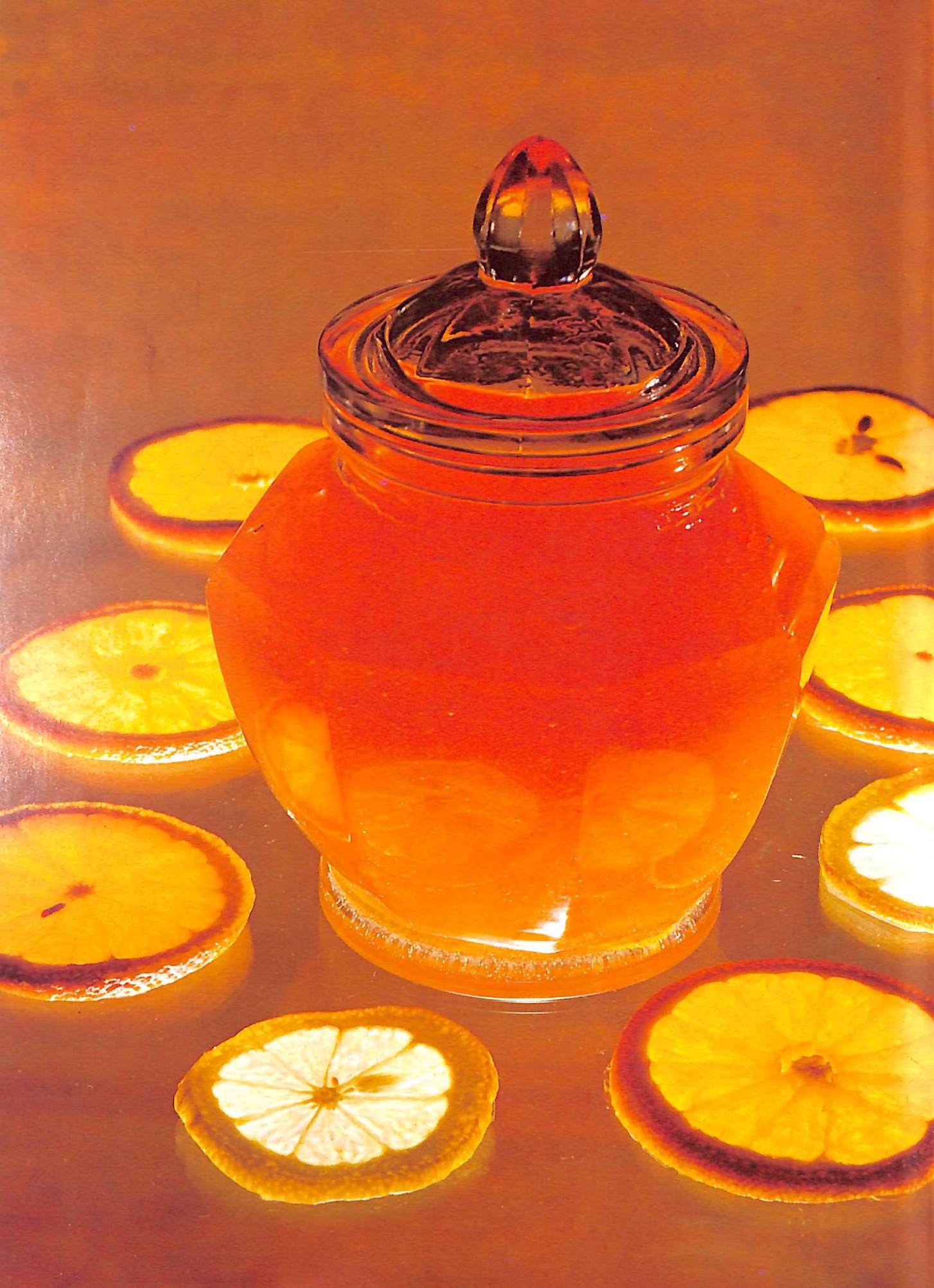 "The Royal Blue & Gold Cook Book" 1974 The Marchioness of Cambridge