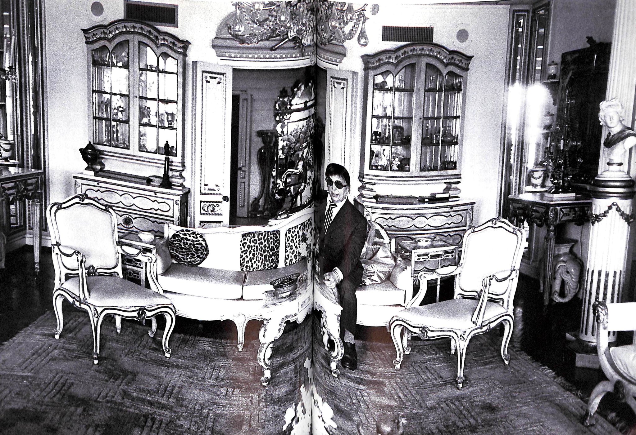 "The Fashion Makers: An Inside Look At America's Leading Designers" 1978 WALZ, Barbra and MORRIS, Bernadine