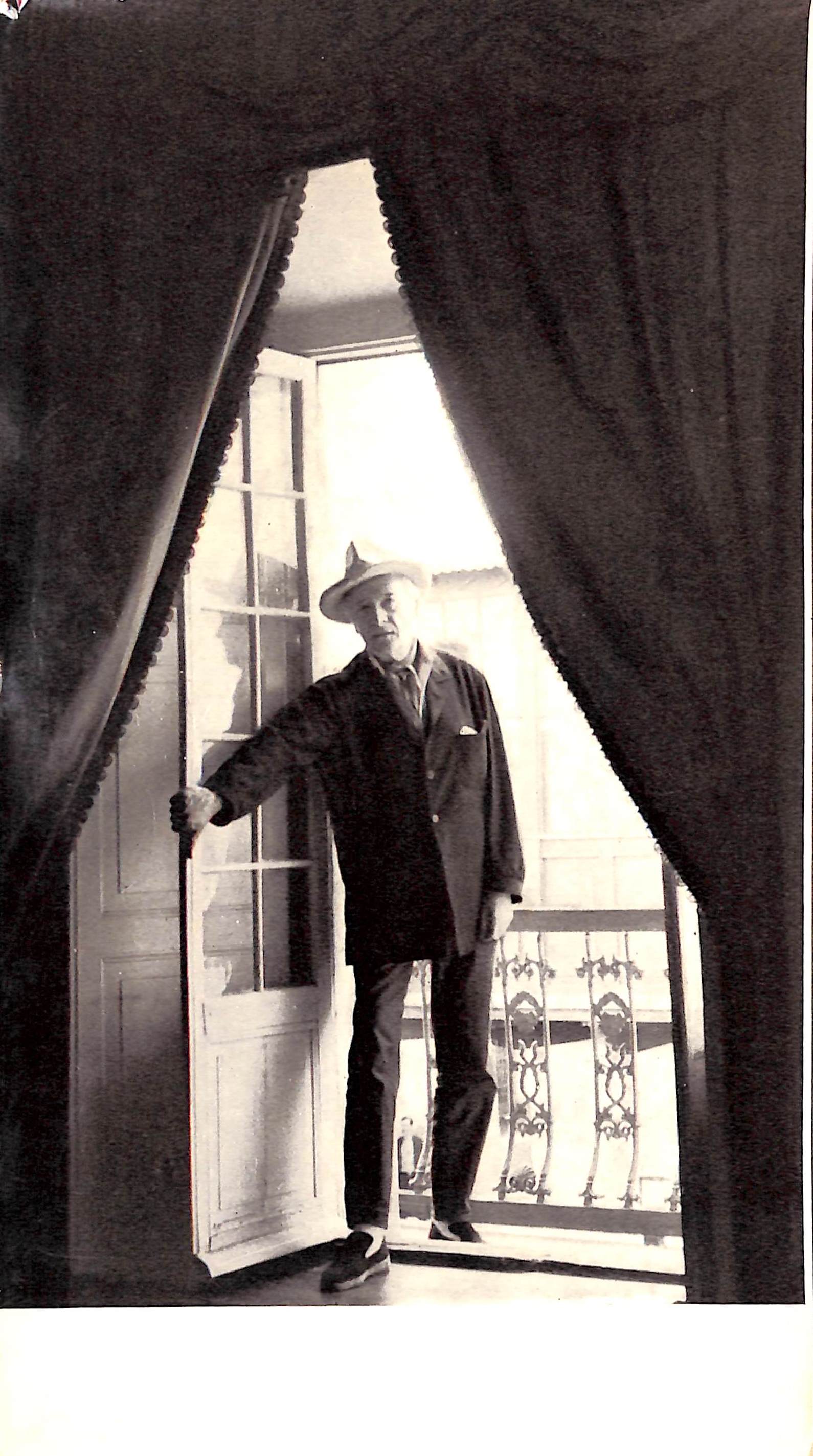 "My Bolivian Aunt" 1971 BEATON, Cecil