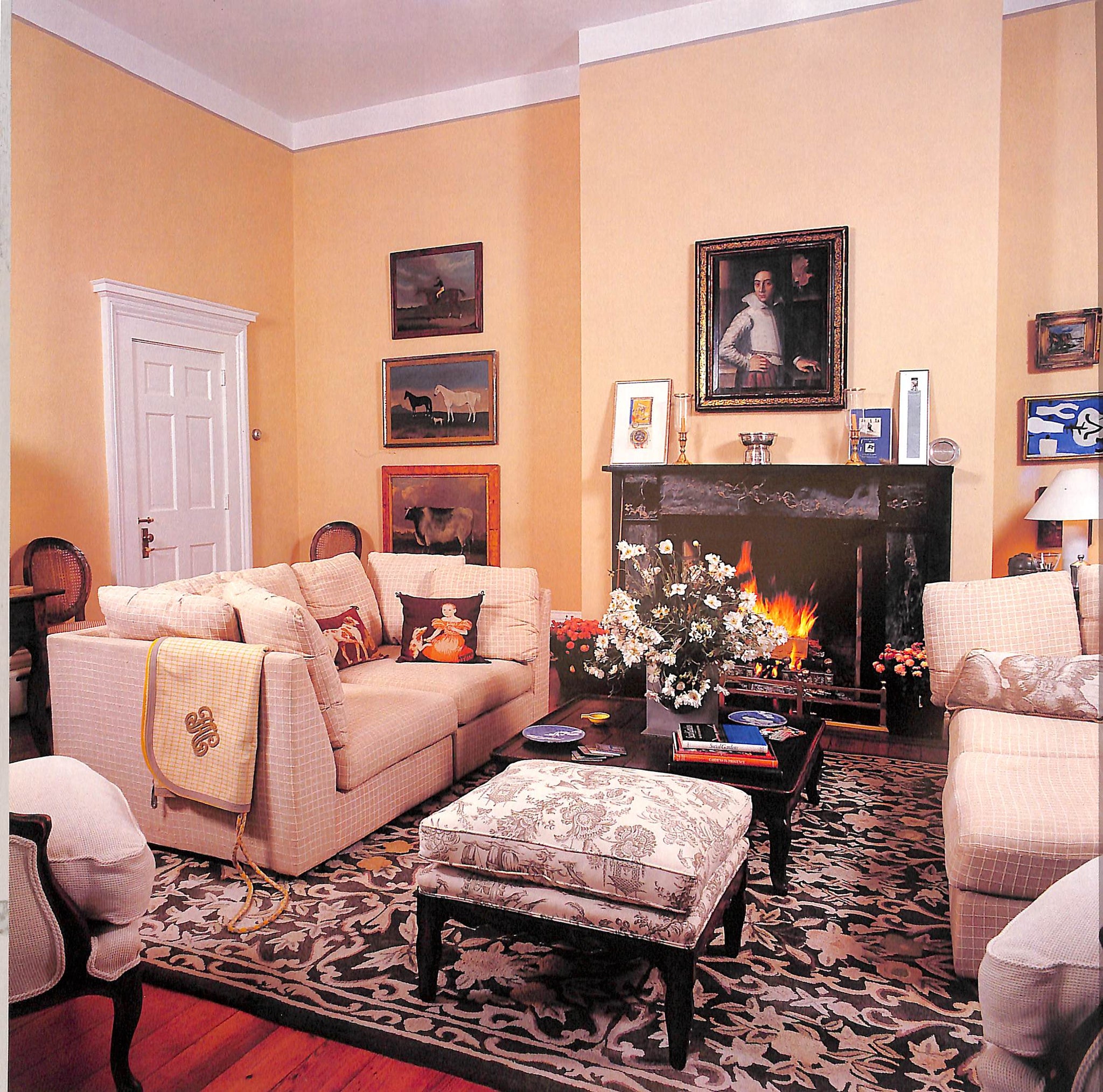 "Virginia Country: Inside The Private Historic Homes Of The Old Dominion" 1998 EDWARDS, Betsy Wells