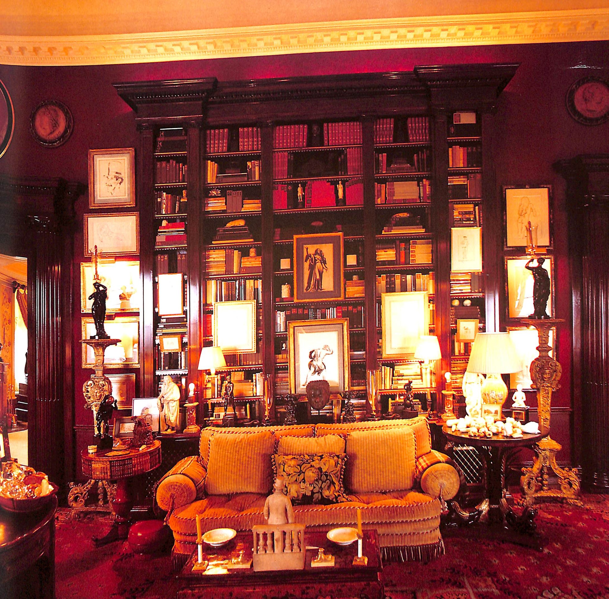 "New York Trends And Traditions" 1997 RAYNER, Chessy [text by]