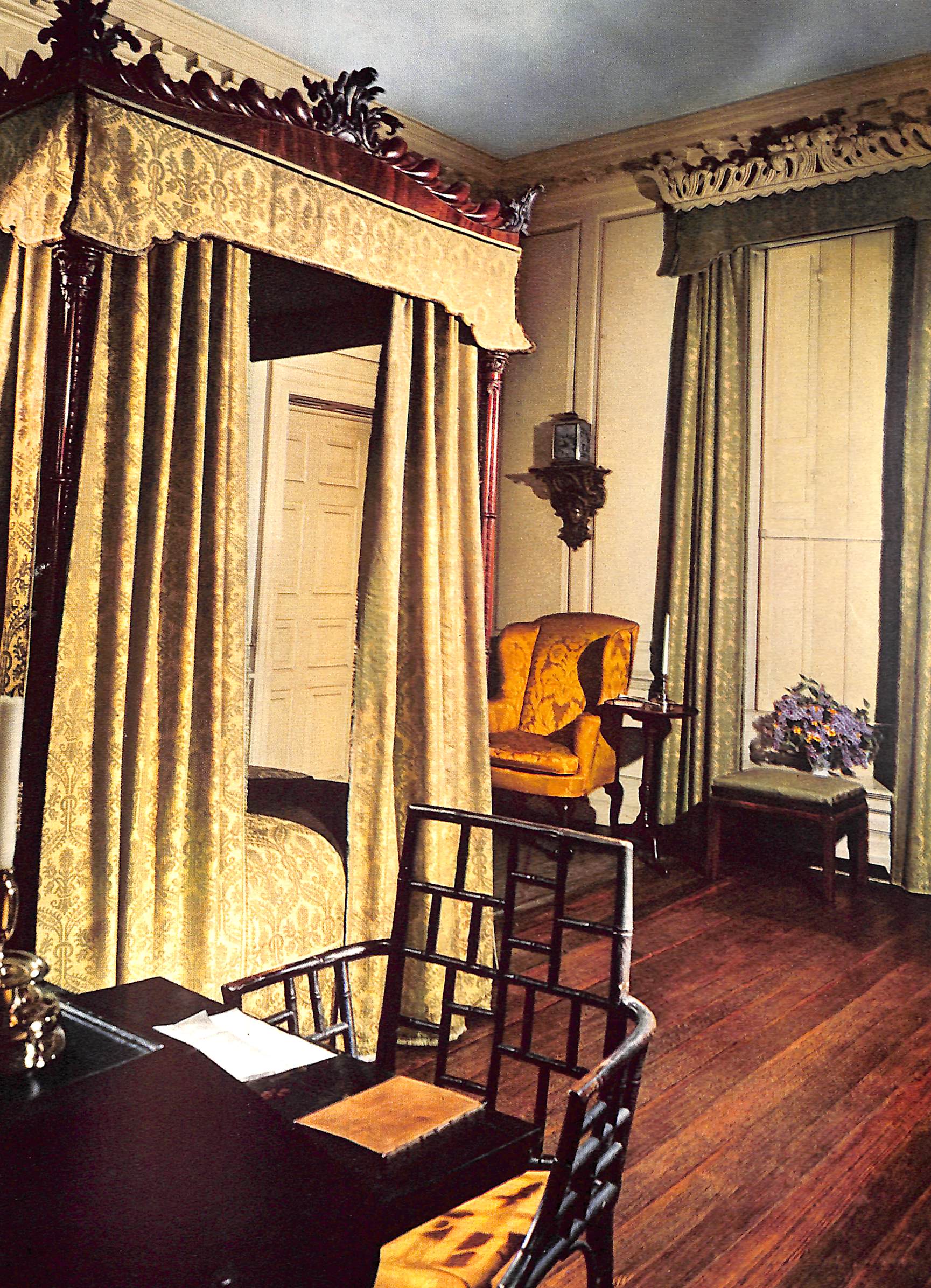 "House & Garden's Complete Guide To Interior Decoration" 1960 PEPIS, Betty [text by]