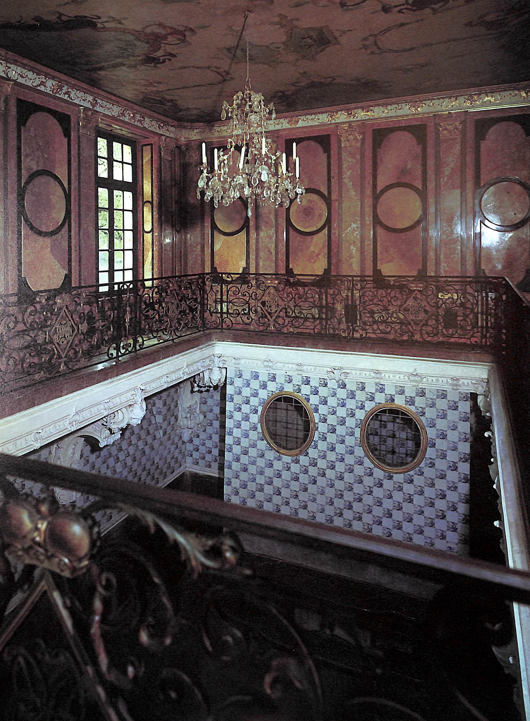 "Enchanted Visions: Fantastic Houses And Their Treasures" 1972 ARTHAUD, Claude