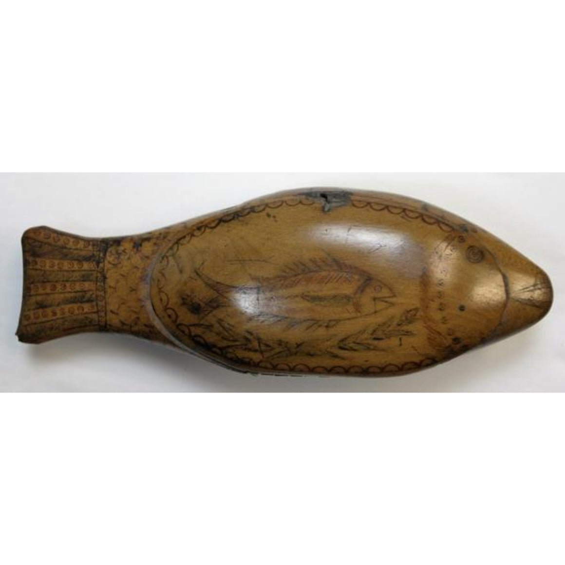 "Hand-Carved 19th C Fish Decoy Snuff Box"