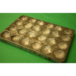 Vintage Scallop 24 Shell Baking Tray