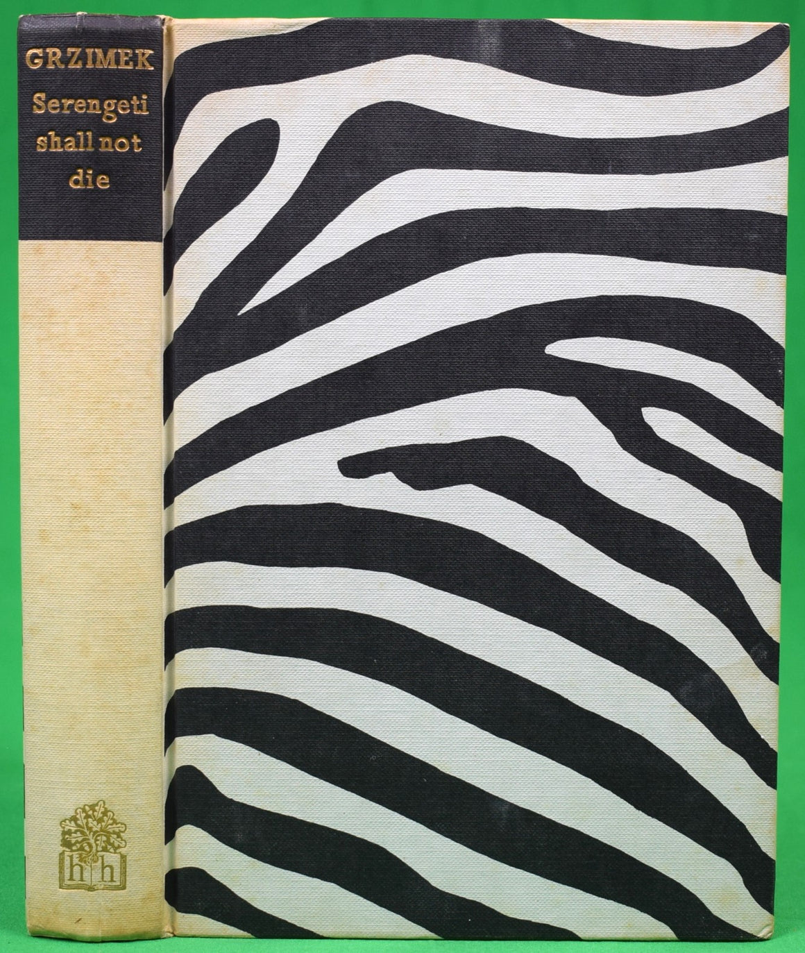"Serengeti Shall Not Die" 1960 GRZIMEK, Bernhard and Michael