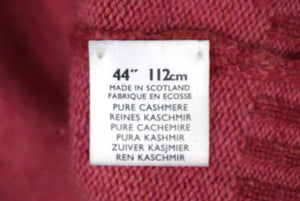 Johnstons of Elgin Scottish Cashmere Raspberry V Neck Sweater Sz 44