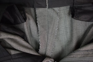 Chipp Grey Nail Head DB Suit w/ Paisley Lining Sz 39R