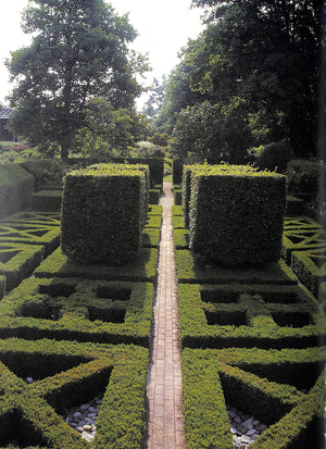 Gardens In France" 1997 VALERY, Marie-Francoise [text by]
